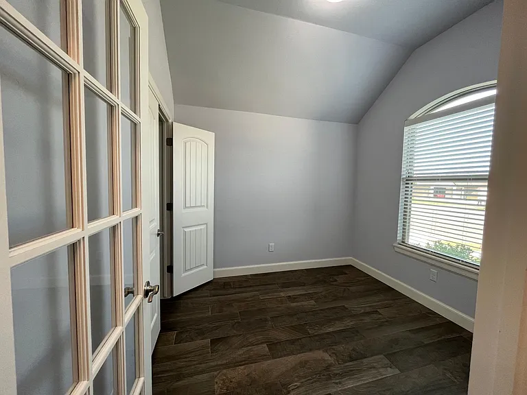 3104 Pebble Pond Dr — Photo 6