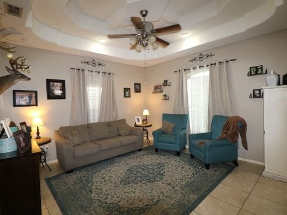 4th image of 507 Flores Dr