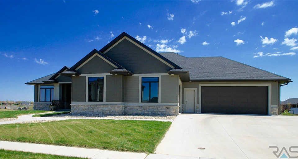 1st image of 6708 S Colebrook Cir