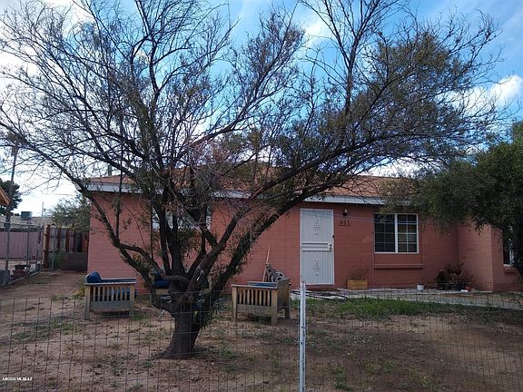 2nd image of 951 W Calle De Casas Lindas