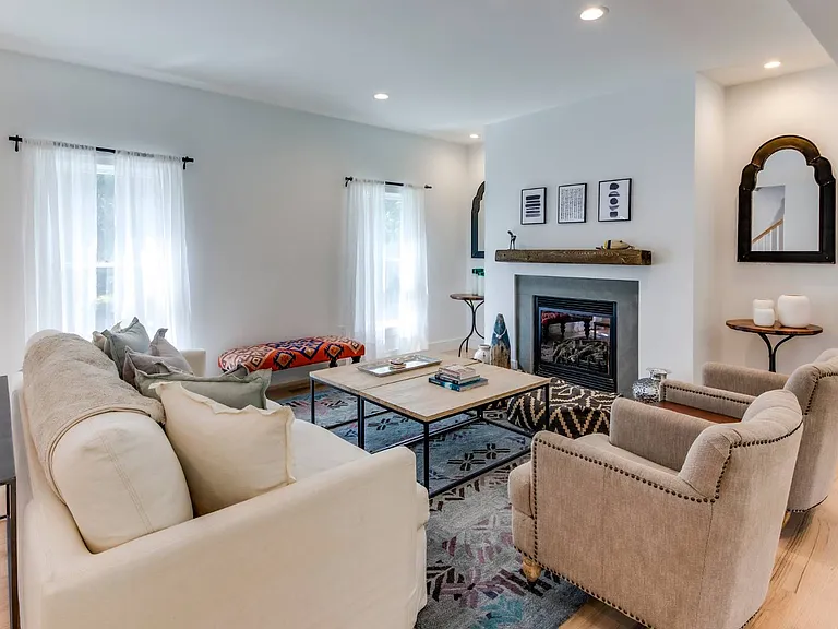3 Oak Hill Ln — Photo 5