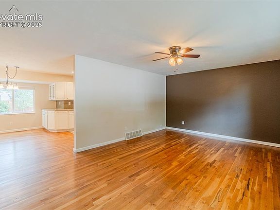 5th image of 1314 Kern St