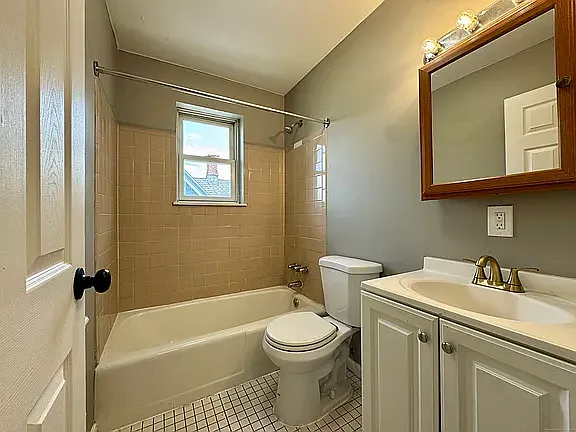 85 Union Ave #C7 — Photo 3