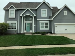 418 S 161st St, Omaha, NE 68118