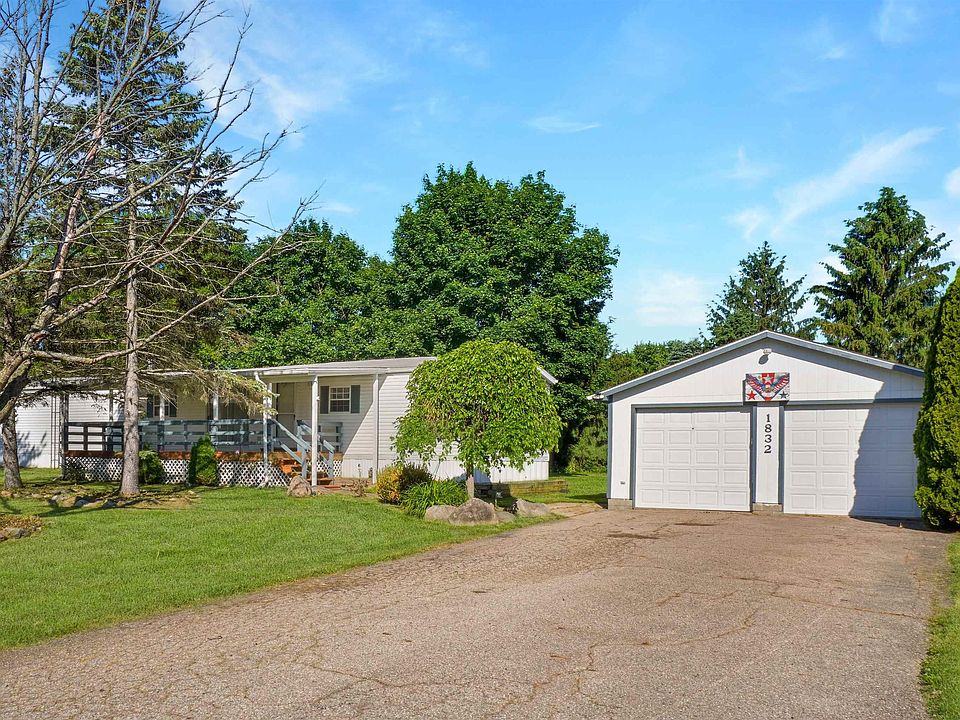1st image of 1832 Manchester Dr