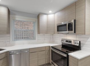 7630 - 38 N Eastlake Ter, Chicago, IL 60626