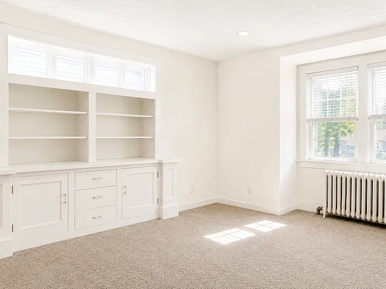 1627 W 9th Ave #B — Photo 2
