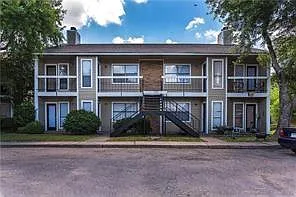 Building Photo - 1903 W Loop #D