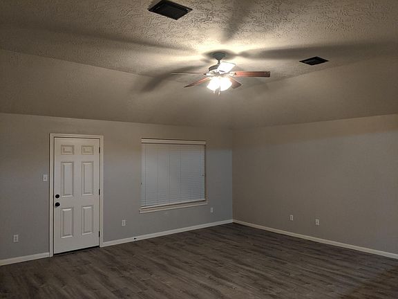 4th image of 32006 Decker Oaks Dr