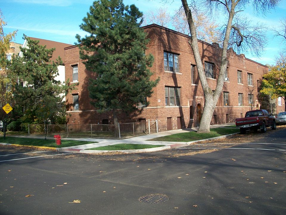 1st image of 2250 W Byron St Floor 2