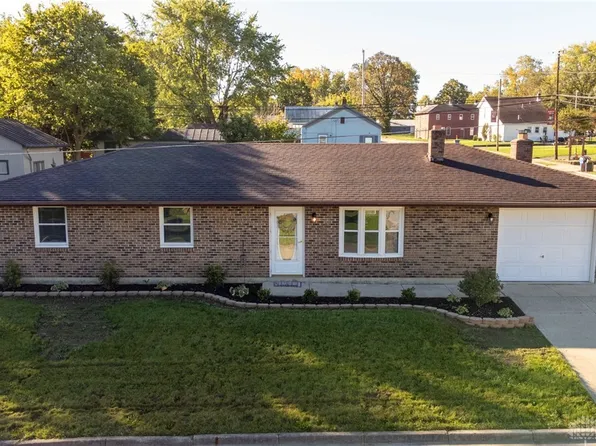 203 4th St, Lewisburg, OH 45338