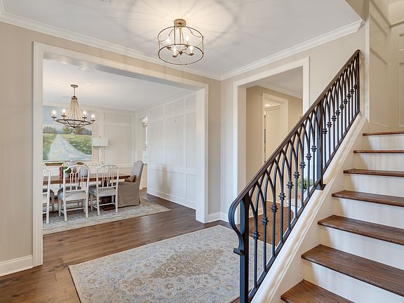 7th image of this home
