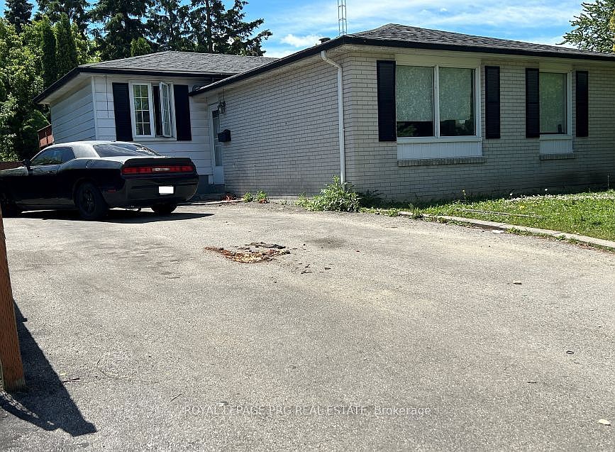 1st image of 4 Duke Rd