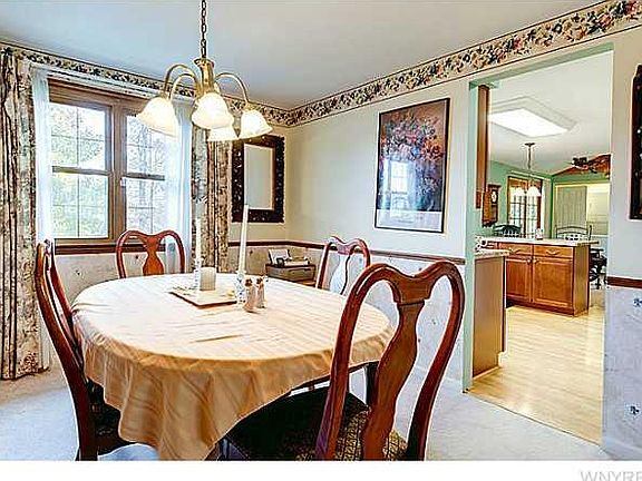 3rd image of 4282 Sheva Ln