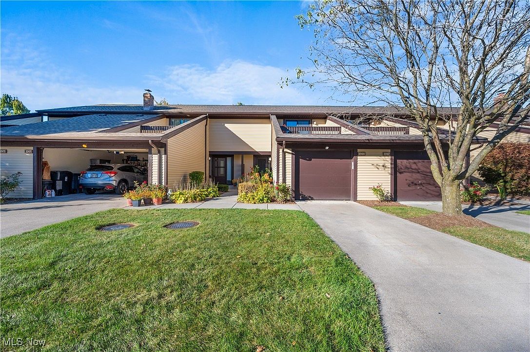 32469 Jefferson Dr #3, Solon, OH 44139 | Zillow