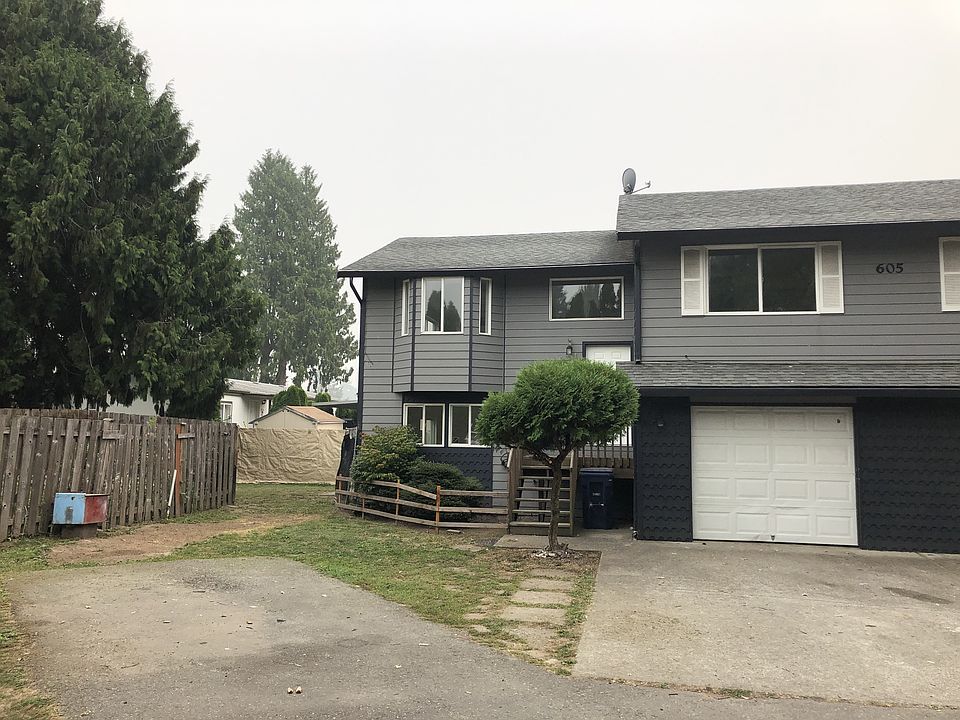 1st image of 605 37th St SE #A
