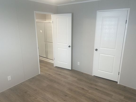 3rd image of 101 Bobolink St