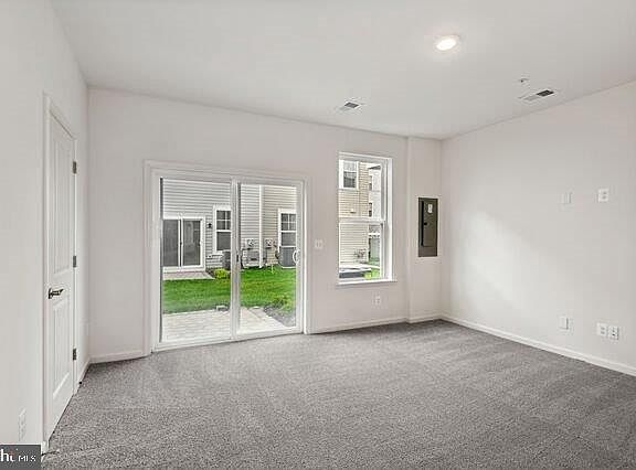 5th image of 513 Seaway Ln
