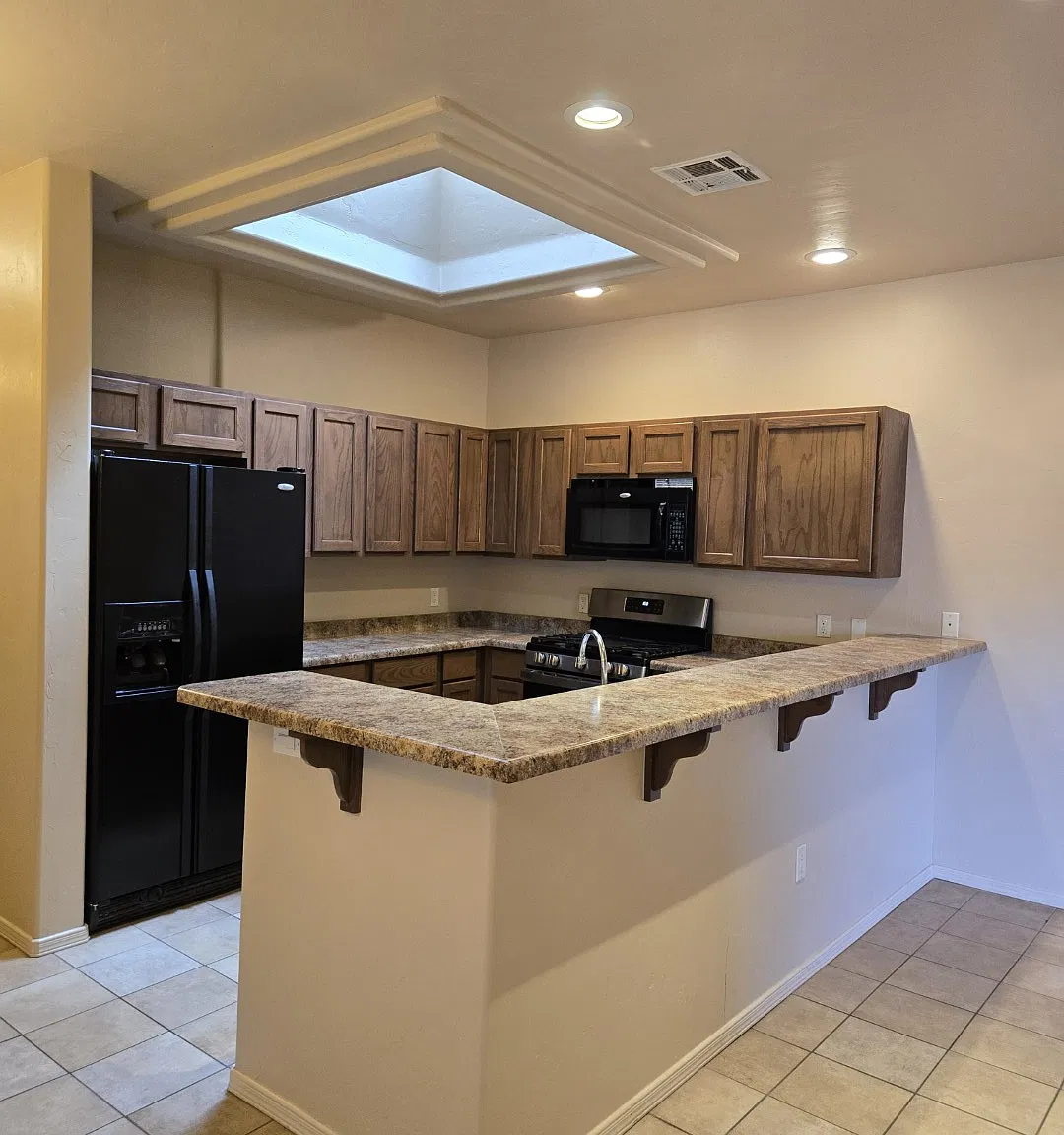 2 bed, 1145 sqft, $1,600 — Photo 1
