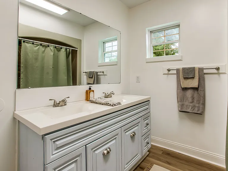102 Alba Plena St — Photo 14