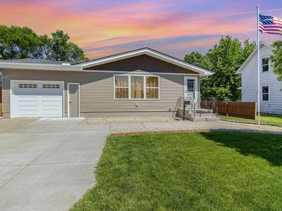 609 4th St NE, Montgomery, MN, 56069