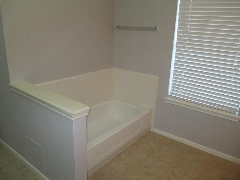 16714 Cheshire Place Dr — Photo 22
