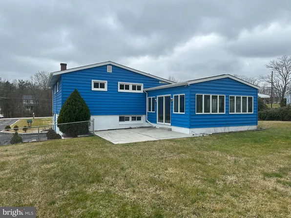 10316 Bird River Rd, Baltimore, MD 21220