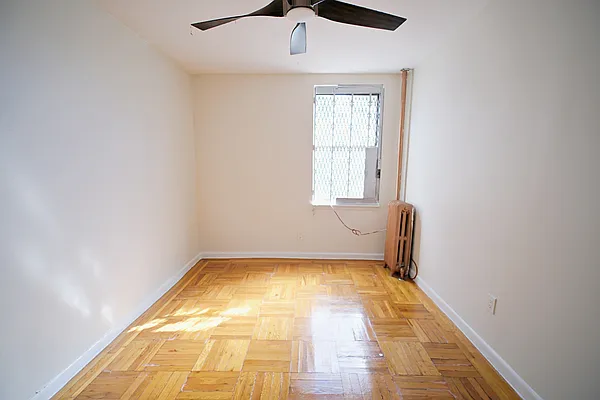 Rented by Compass | media 12