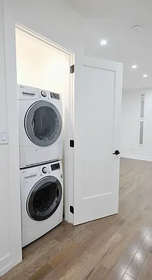 Rented by The Agency | media 19