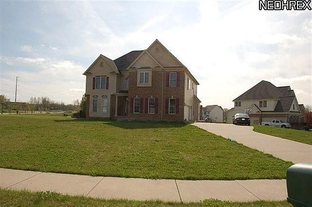 1st image of 9000 Chinaberry Cir