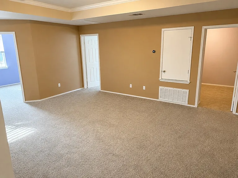 11317 Hillstable Ct — Photo 6