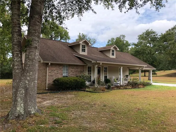 831 Nicholson St, Jena, LA 71342