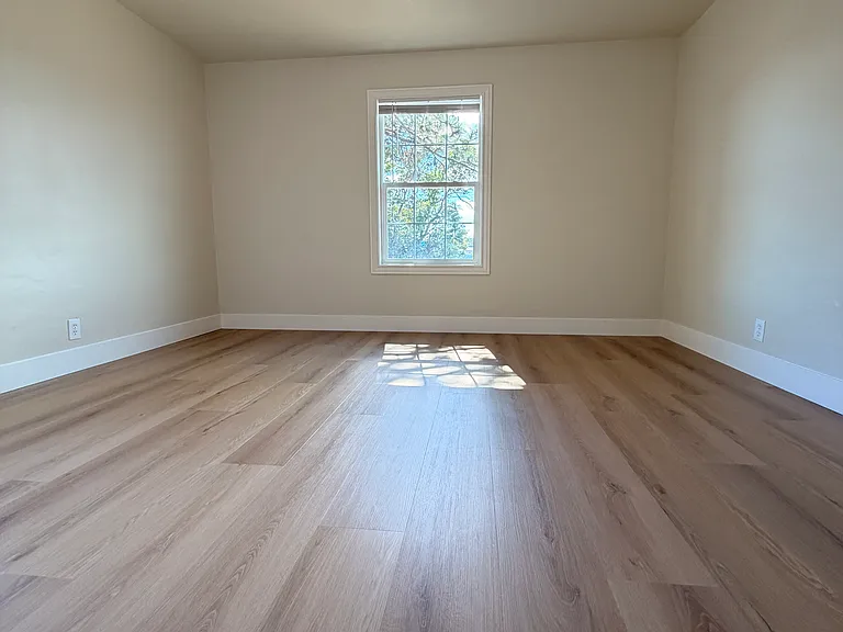 663 Pierce St — Photo 34