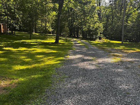 3rd image of 190 Mechling Rd
