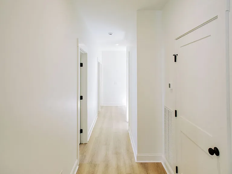 834 E Anderson St #B — Photo 8