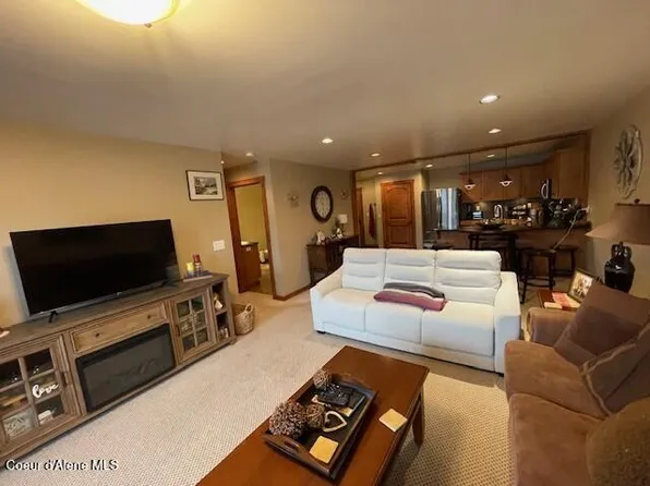 834 McKinley Ave #202, Kellogg, ID 83837