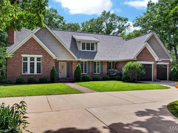 3088 Wild Horse Ln, Foristell, MO 63348