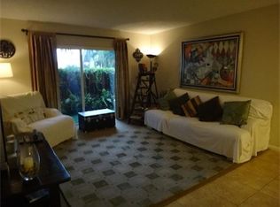 9002 SW 137th St APT D, Miami, FL 33176