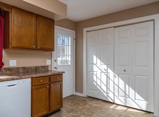65 Highview St SW, Christiansburg, VA 24073
