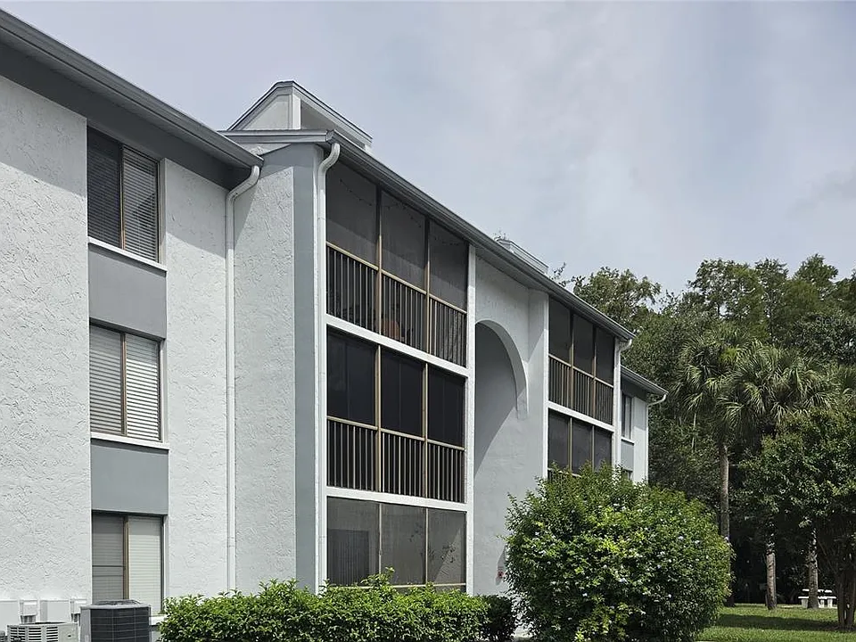 1308 Pine Ridge Cir E #G3