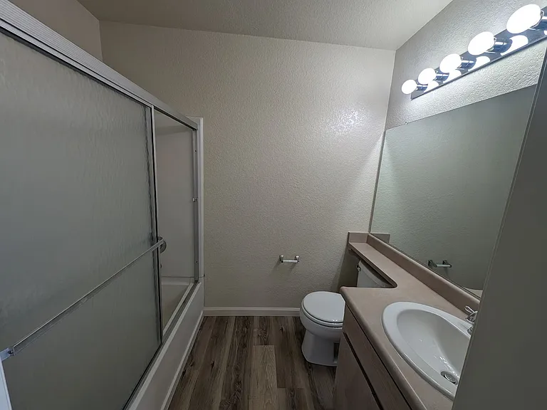 1023 Burton Dr — Photo 14