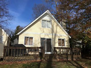 6063 Boardwalk Dr, Tobyhanna, PA