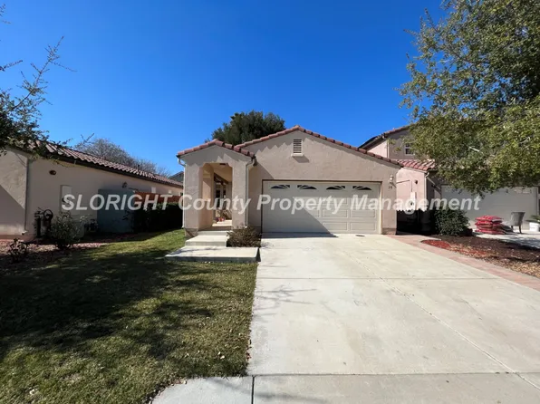 30 Gray Pine Ave, Templeton, CA 93465