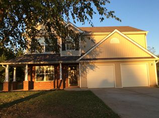 1430 Solomon Dr, Winder, GA 30680