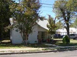 903 Griner St, Del Rio, TX 78840