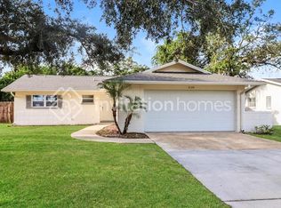 2136 17th Ter SW, Largo, FL 33774