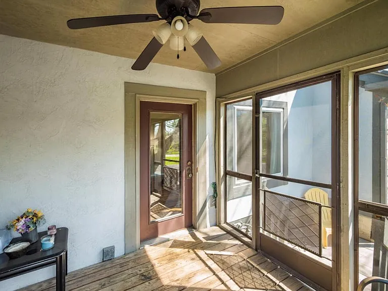 6985 Muirfield Dr — Photo 24