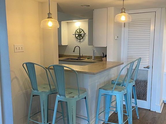 5th image of 14137 N Cabana St #2