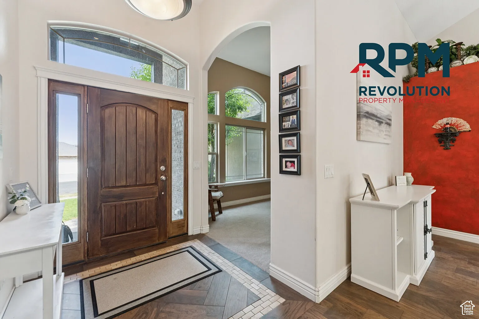 6 bed, 3.0 bath, 3850 sqft, $3,000 — Photo 3