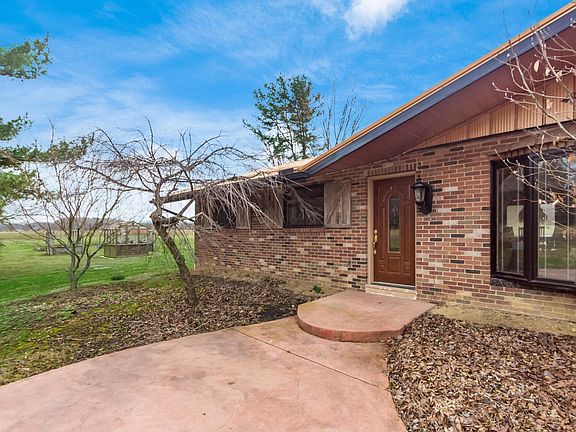 5th image of 12580 Robins Rd